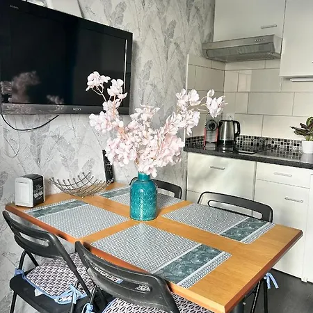 Logement 15 Minuites De Bordeaux Πανσιόν *