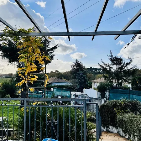 Πανσιόν Logement 15 Minuites De Bordeaux